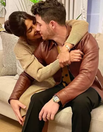 potret mesra Priyanka Nick Jonas © 2021 brilio.net