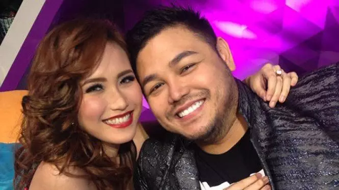 potret Ayu Ting Ting & Ivan Gunawan dari masa ke masa Berbagai sumber  potret Ayu Ting Ting & Ivan Gunawan dari masa ke masa Berbagai sumber