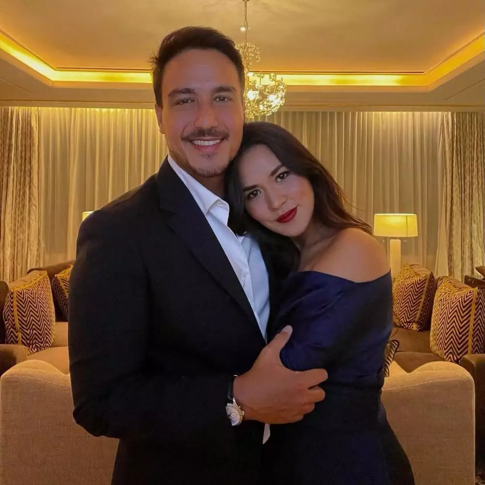 Raisa lakukan Mommy Moon © Instagram Raisa lakukan Mommy Moon © Instagram