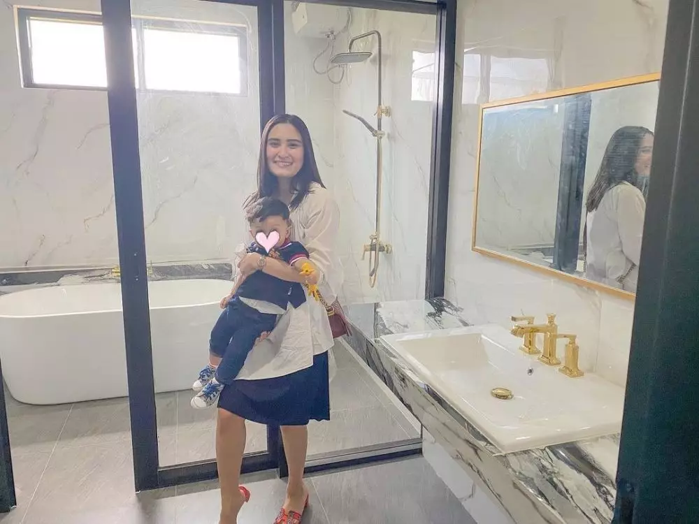 potret rumah baru adly fairuz © berbagai sumber potret rumah baru adly fairuz © berbagai sumber