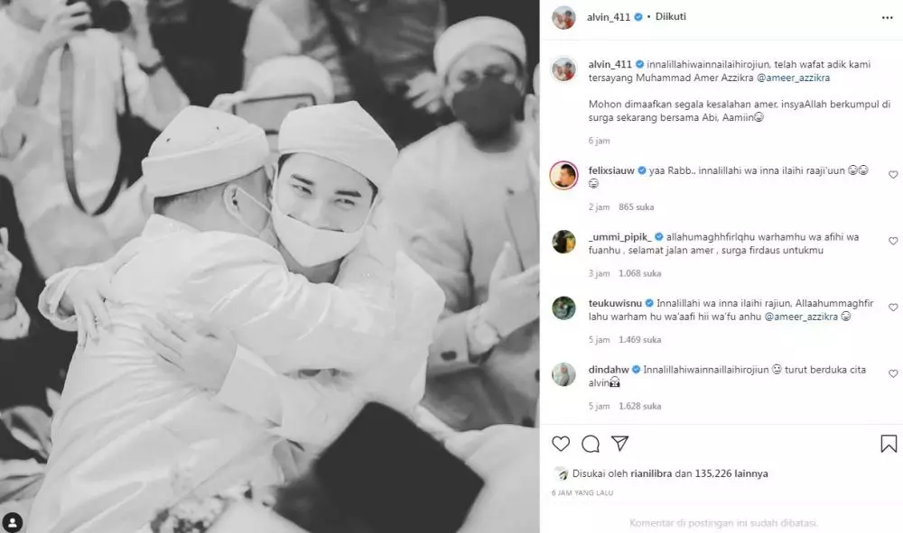 Ameer Azzikra adik Alvin Faiz meninggal dunia di usia 20 tahun © 2021 brilio.net Ameer Azzikra adik Alvin Faiz meninggal dunia di usia 20 tahun © 2021 brilio.net