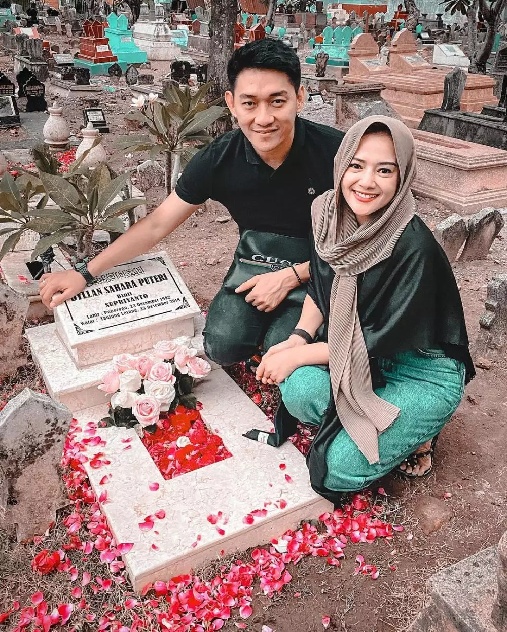 citra ke makam dylan © 2021 Instagram citra ke makam dylan © 2021 Instagram
