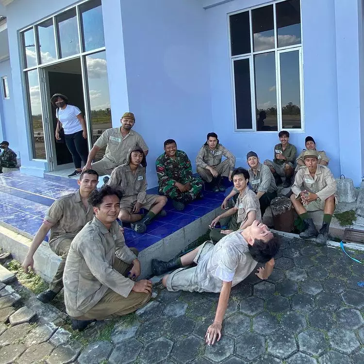 Momen menarik di belakang layar film Kadet 1947 Instagram