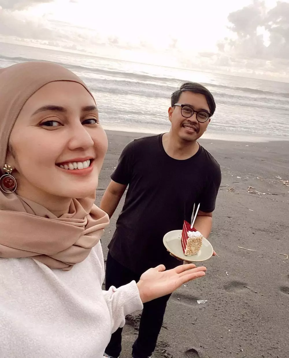 calon suami Rara Nawangsih © 2021 brilio.net Instagram calon suami Rara Nawangsih © 2021 brilio.net Instagram