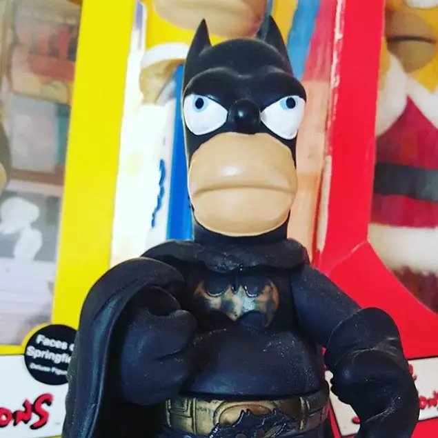 action figure batman kocak © 2021 berbagai sumber