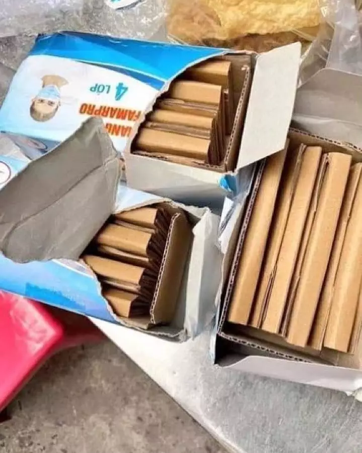 penampakan isi bungkusan malah ngagetin © 2021 instagram.com