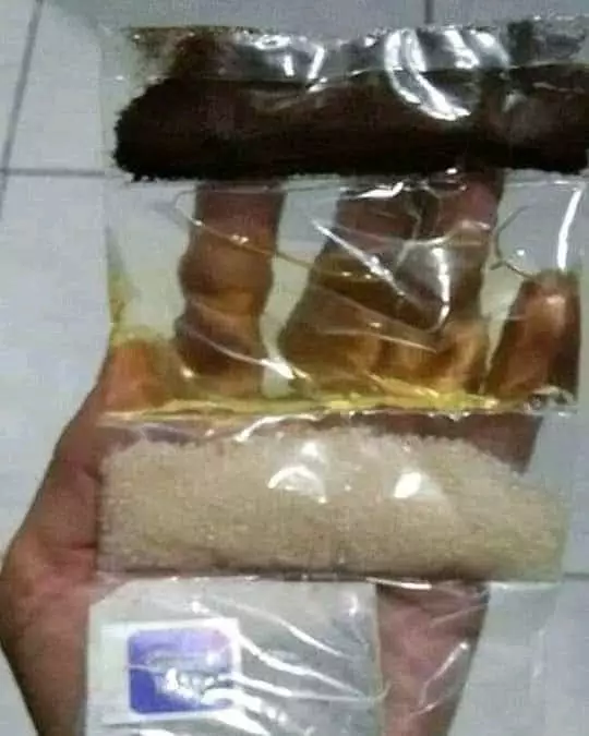 penampakan isi bungkusan malah ngagetin © 2021 instagram.com