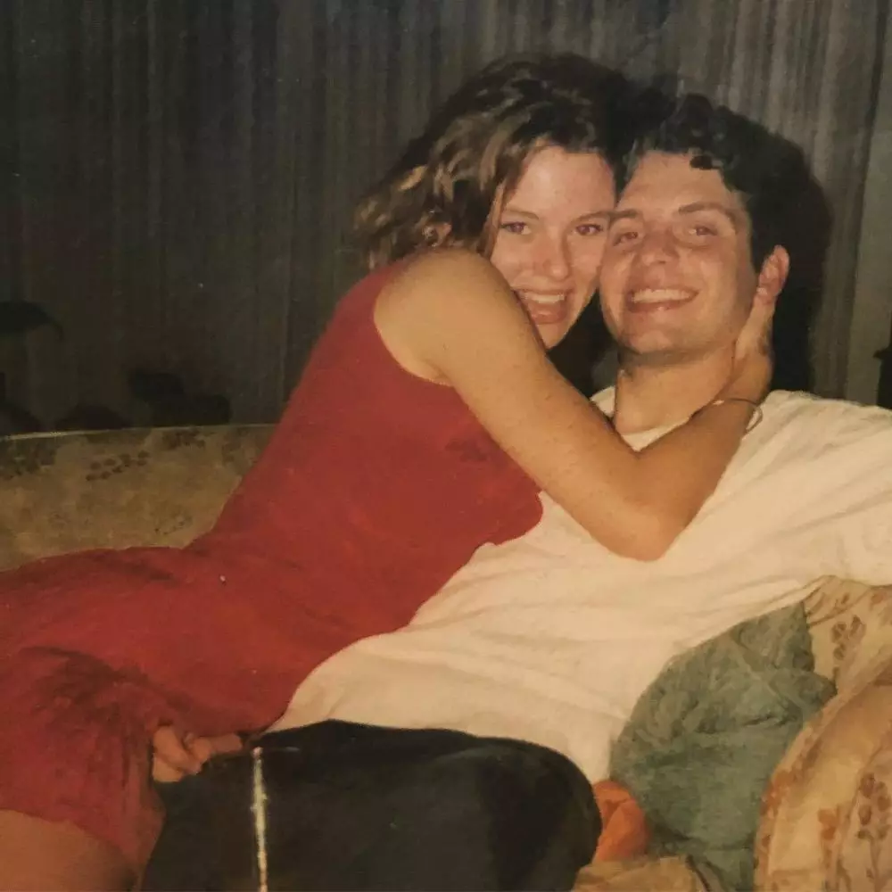 seleb ini menikah dengan teman kampus Berbagai sumber 