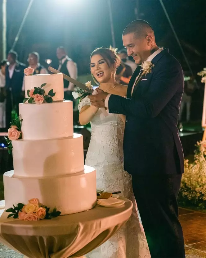 Momen resepsi Miller Khan dan Farina © Instagram