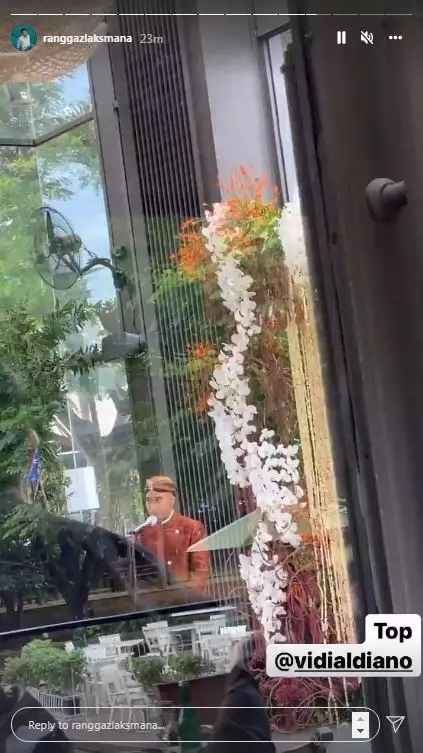 acara lamaran vidi aldiano © 2021 Instagram acara lamaran vidi aldiano © 2021 Instagram