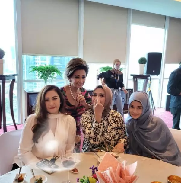 momen reuni artis sinetron era 90-an © Instagram