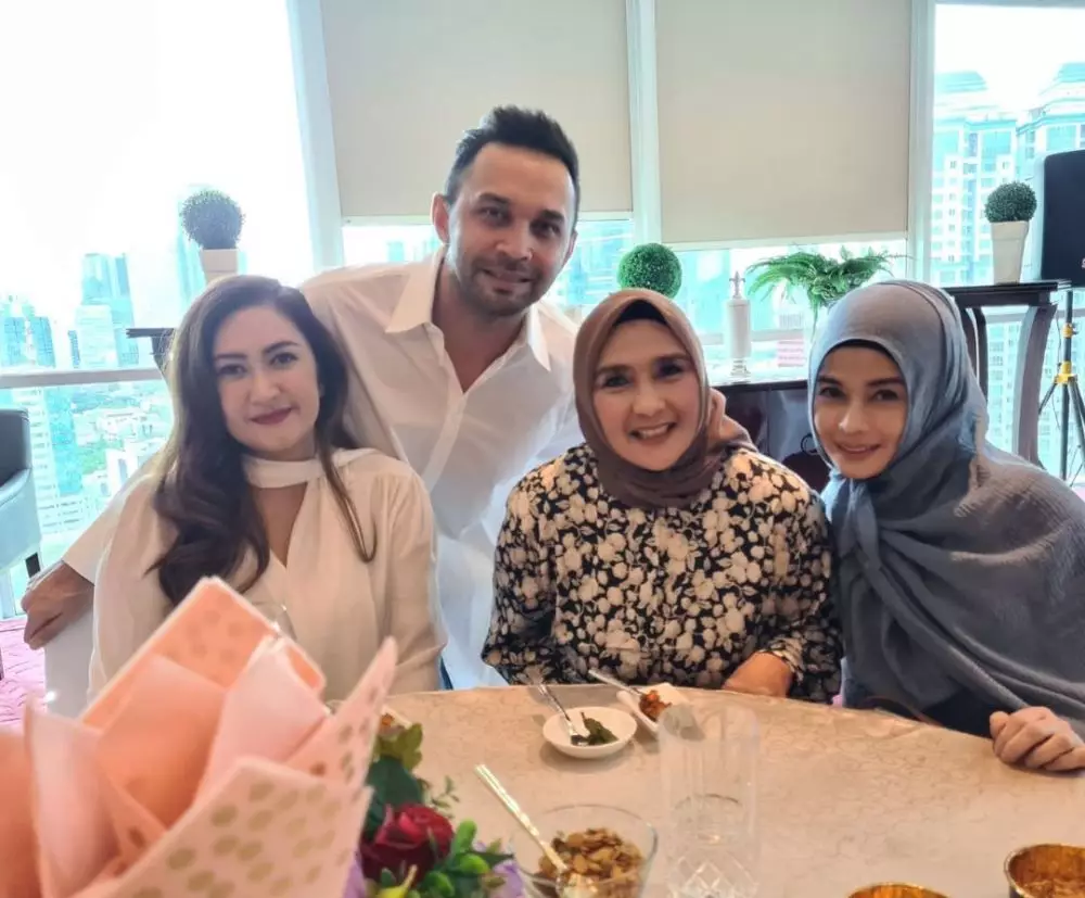 momen reuni artis sinetron era 90-an © Instagram