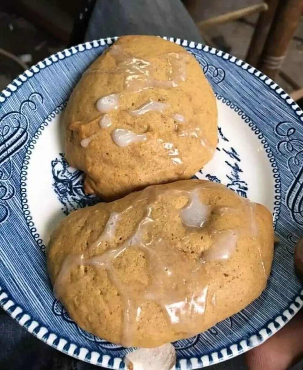 benda nyeleneh disajikan di atas piring © 2021 instagram.com