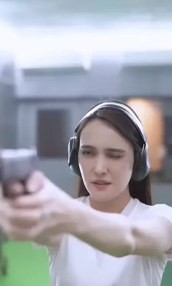 Momen Shandy Aulia coba olahraga tembak Instagram