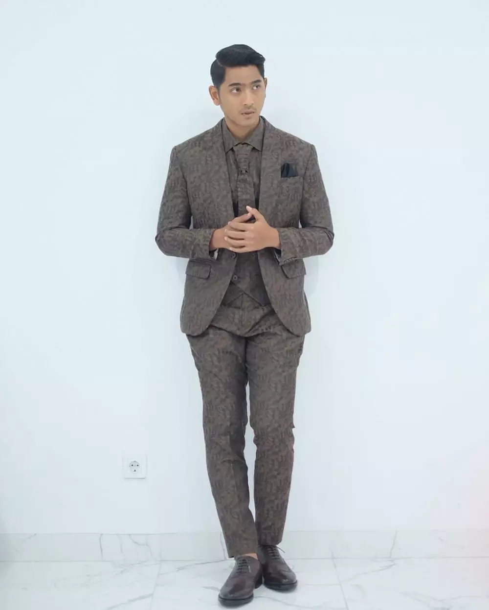gaya arya saloka di berbagai penghargaan © instagram gaya arya saloka di berbagai penghargaan © instagram