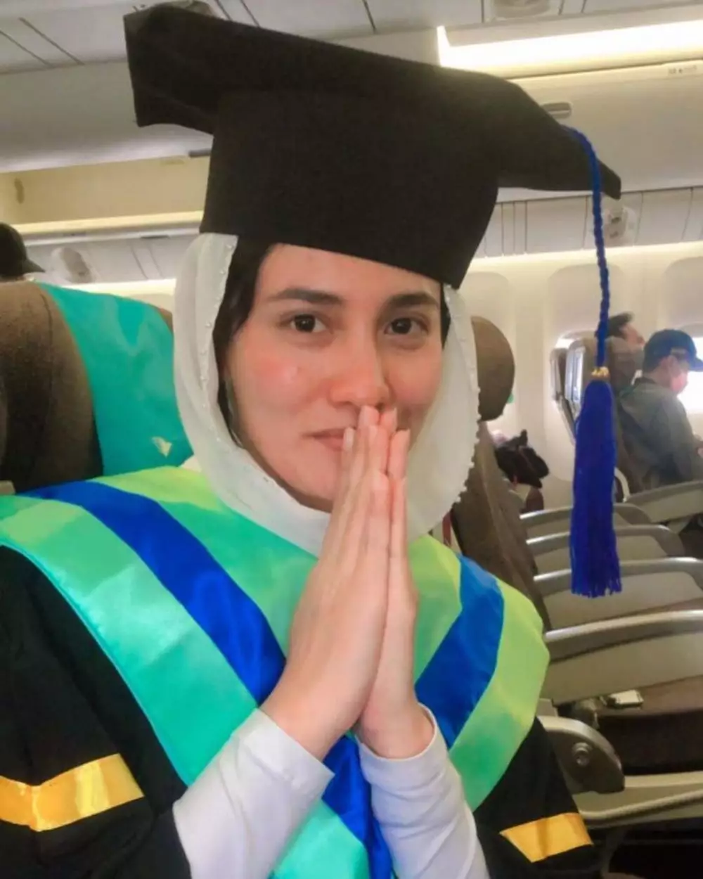 pramugari cantik wisuda di pesawat © 2021 instagram.com