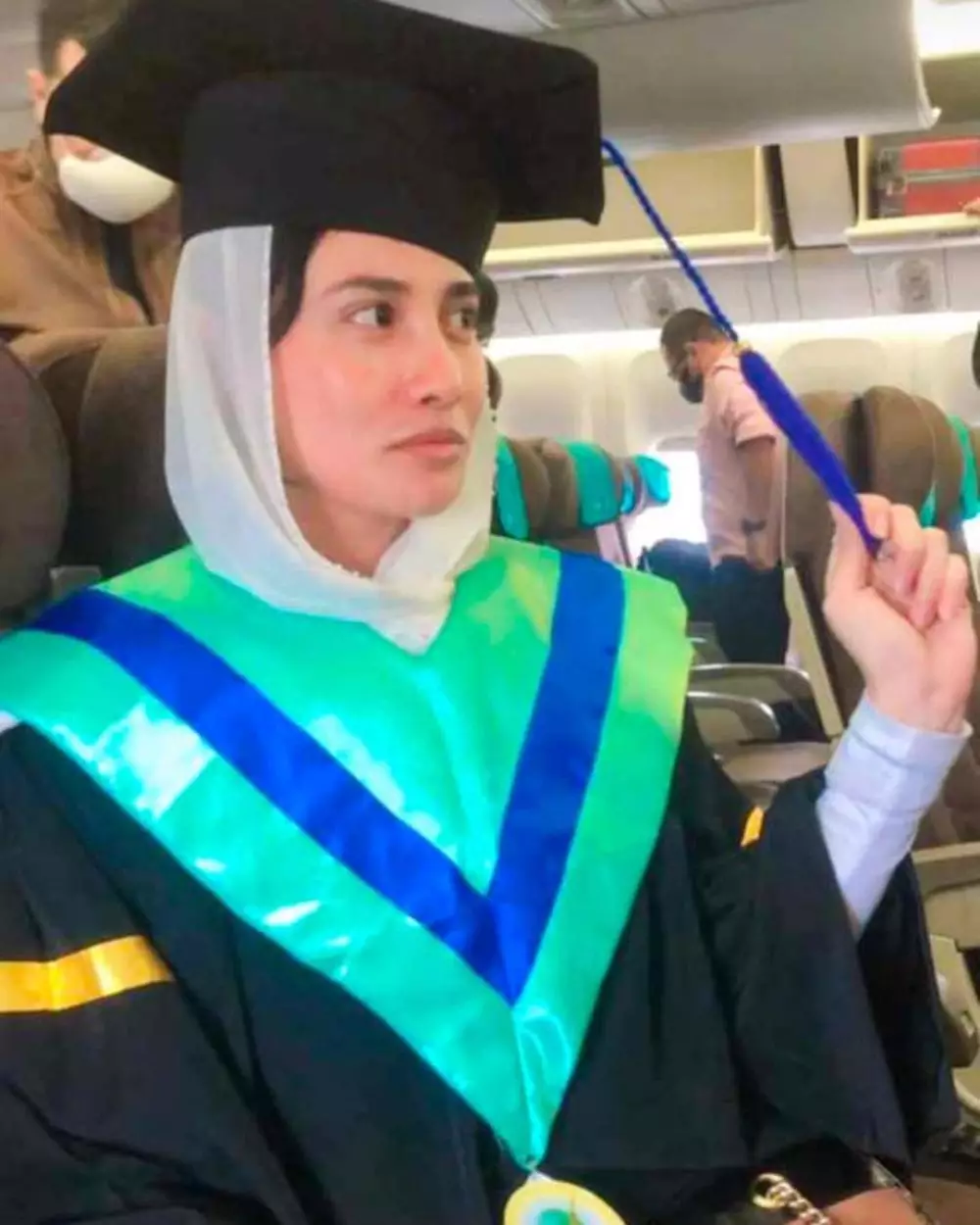 pramugari cantik wisuda di pesawat © 2021 instagram.com