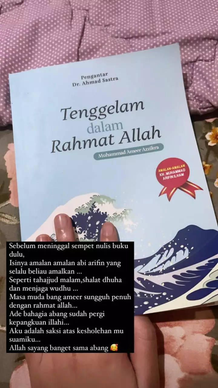 istri ungkap ameer sempat tulis buku © instagram istri ungkap ameer sempat tulis buku © instagram