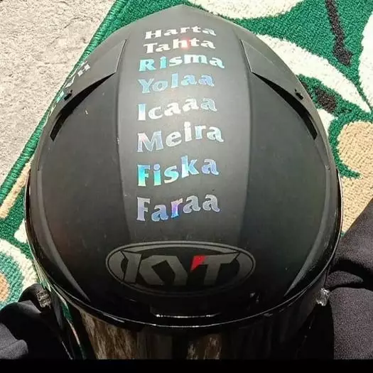 kata-kata lucu romantis tapi bikin ketawa © 2021 instagram.com