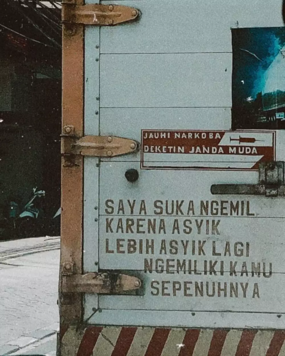 kata-kata lucu romantis tapi bikin ketawa © 2021 instagram.com