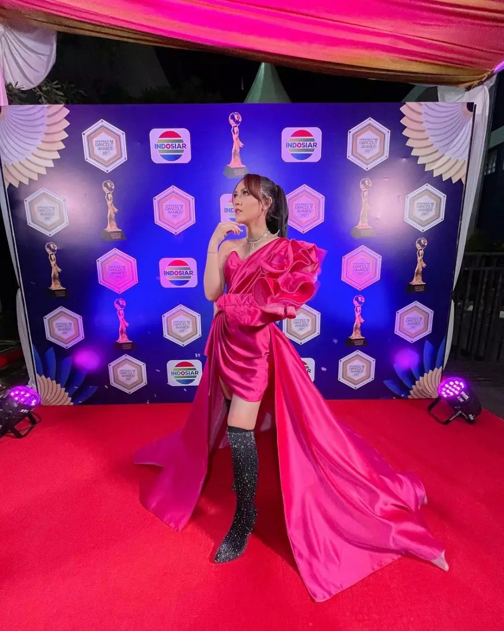 seleb di Indonesian Dangdut Award 2021 © 2021 brilio.net seleb di Indonesian Dangdut Award 2021 © 2021 brilio.net