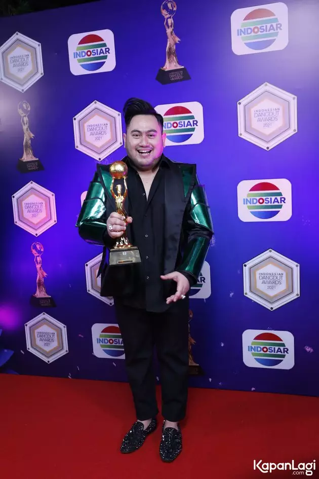 seleb di Indonesian Dangdut Award 2021 © 2021 brilio.net seleb di Indonesian Dangdut Award 2021 © 2021 brilio.net