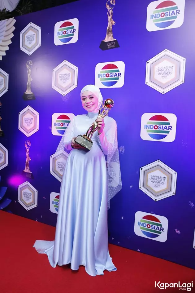 seleb di Indonesian Dangdut Award 2021 © 2021 brilio.net seleb di Indonesian Dangdut Award 2021 © 2021 brilio.net