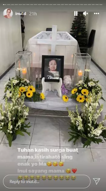 ibu mertua Inul Daratista meninggal dunia © Instagram