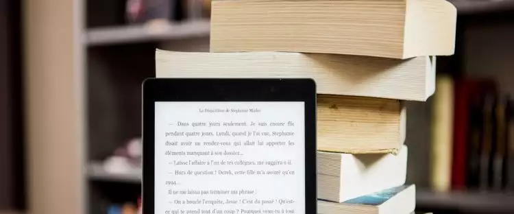 9 Aplikasi untuk membaca novel di HP, dilengkapi dengan terjemahan