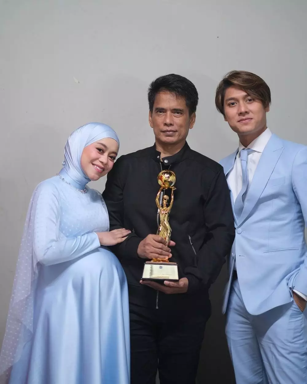 momen Lesty Kejora di Indonesian Dangdut Awards 2021 © Instagram momen Lesty Kejora di Indonesian Dangdut Awards 2021 © Instagram