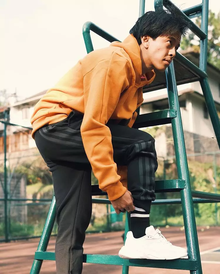 Aktivitas Bisma Karisma selain main film Instagram Aktivitas Bisma Karisma selain main film Instagram