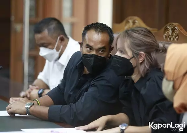 nia ramadhani rambut baru © 2021 Kapanlagi nia ramadhani rambut baru © 2021 Kapanlagi
