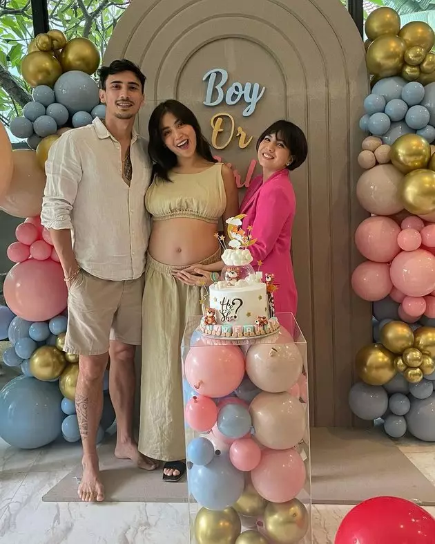 Momen gender reveal anak kedua Jessica Iskandar © Instagram