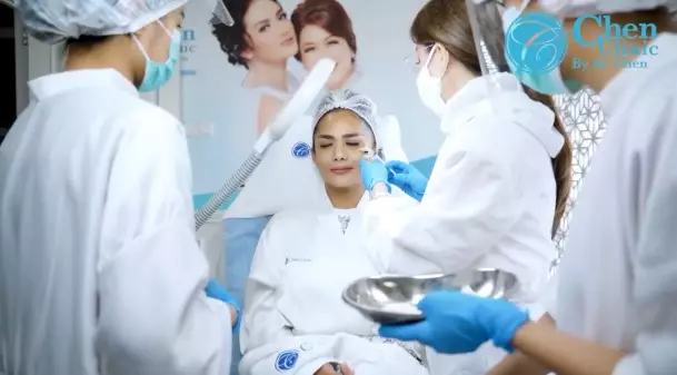 momen Krisdayanti perawatan DNA Salmon © Instagram momen Krisdayanti perawatan DNA Salmon © Instagram