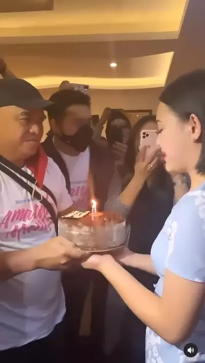 kejutan ulang tahun amanda © 2021 Instagram kejutan ulang tahun amanda © 2021 Instagram