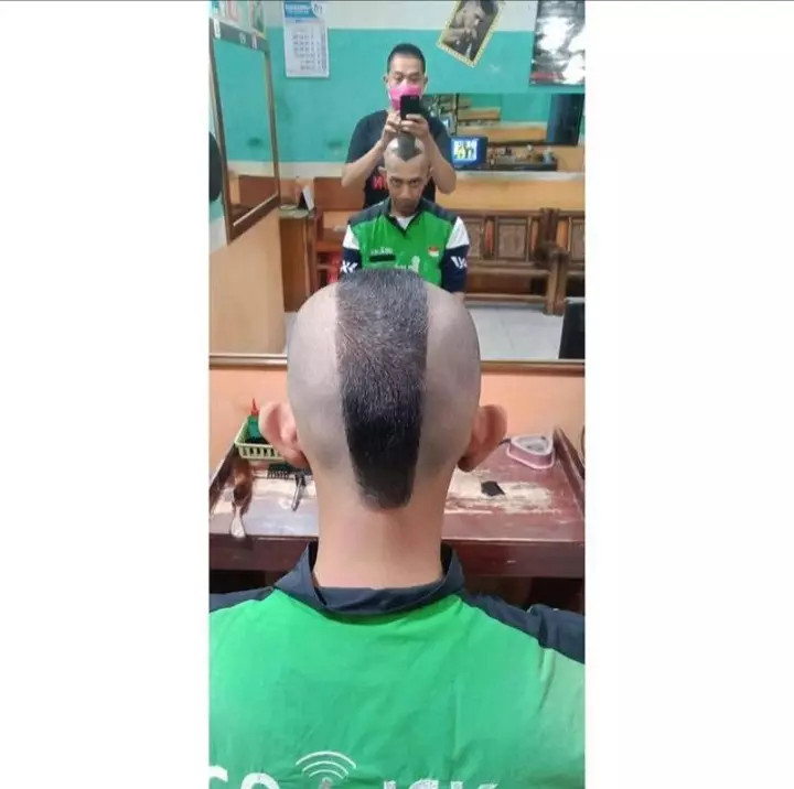 potongan rambut driver ojek online nyentrik © 2021 instagram.com