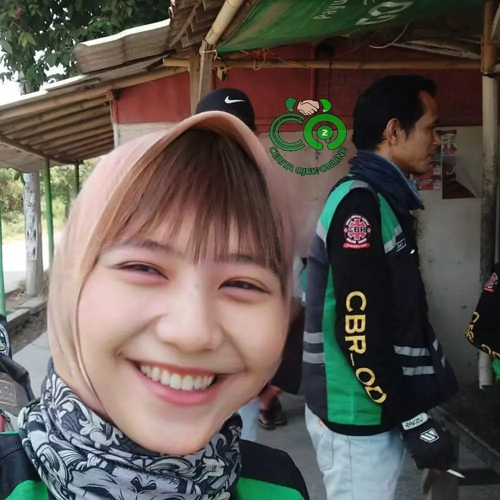 potongan rambut driver ojek online nyentrik © 2021 instagram.com