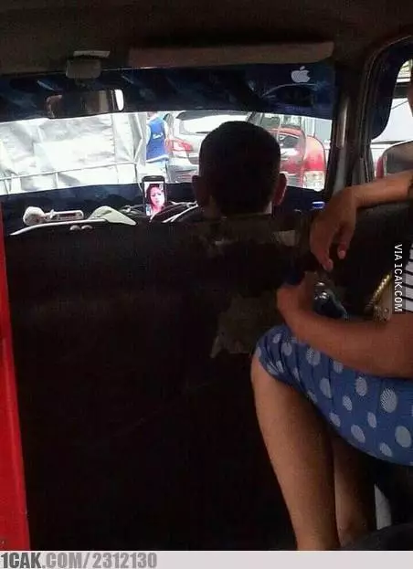 momen lucu orang lagi LDR harus sabar © 2021 1cak.com momen lucu orang lagi LDR harus sabar © 2021 1cak.com