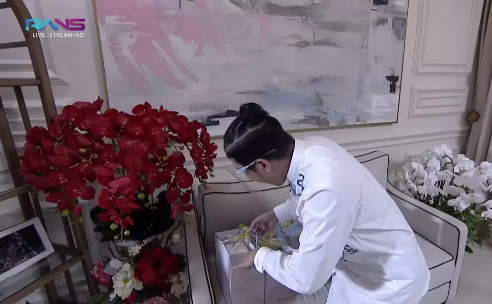 bingkisan aqiqah anak raffi © 2021 YouTube