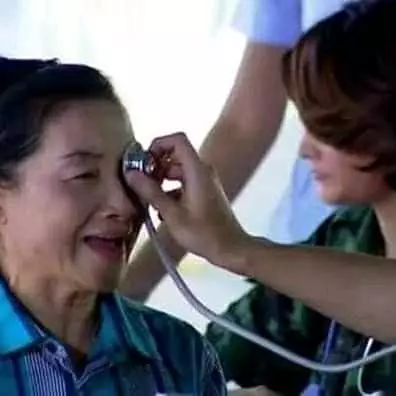 aksi ibu-ibu tertangkap kamera ada-ada aja © 2021 instagram.com