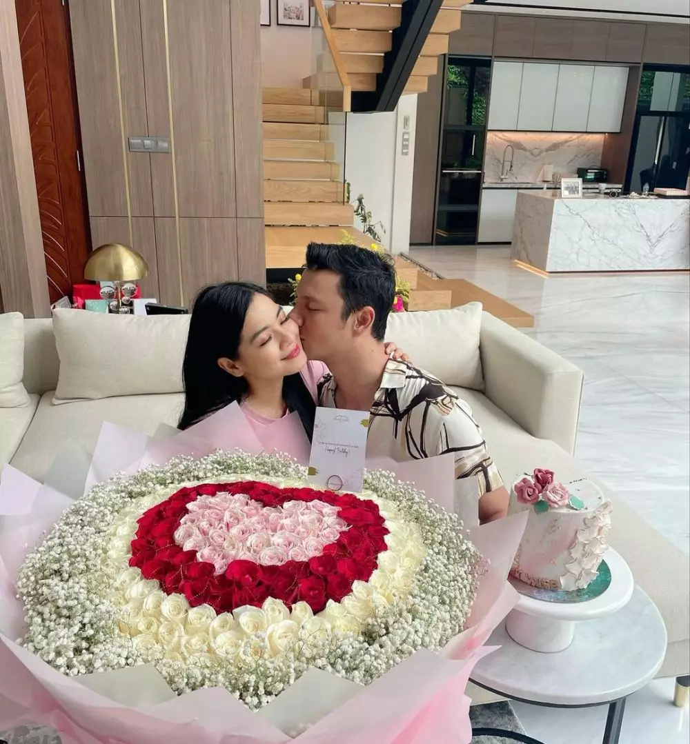 Momen ultah Titi Kamal ke-40 © 2021 Instagram