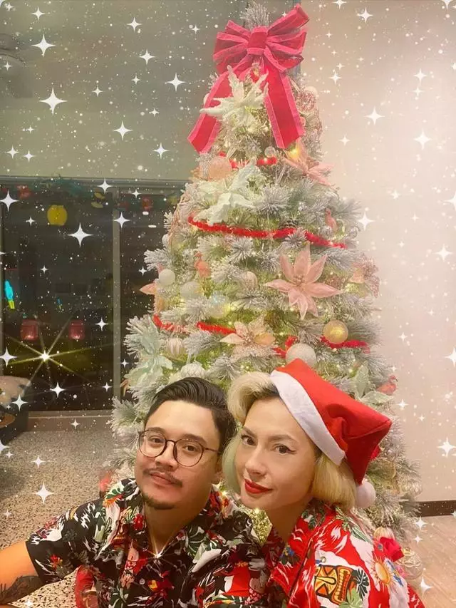 Potret terbaru Derby Romero berbagai sumber