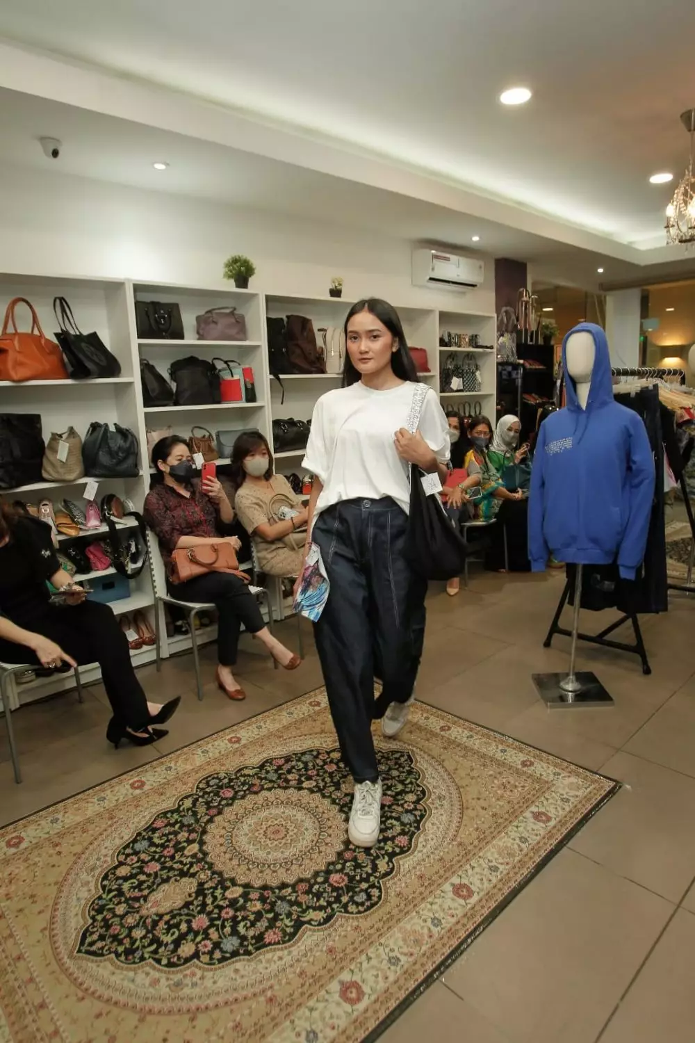 Koleksi terbaru Laila Azra Studio A by Laila Azra