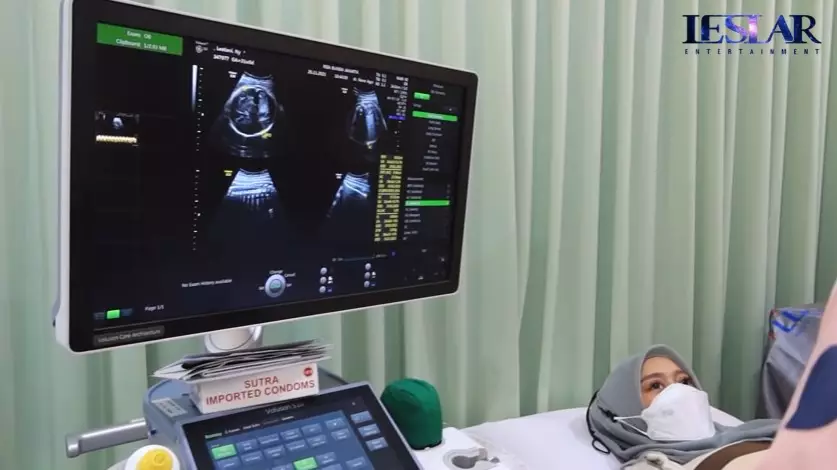 Momen Lesty Kejora cek kandungan © YouTube