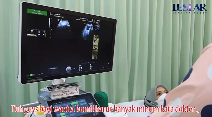 Momen Lesty Kejora cek kandungan © YouTube
