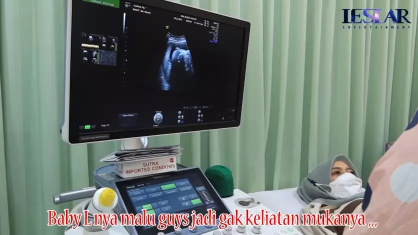 Momen Lesty Kejora cek kandungan © YouTube