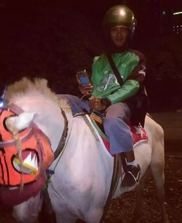 driver ojek online kalau alih profesi © 2021 instagram.com driver ojek online kalau alih profesi © 2021 instagram.com