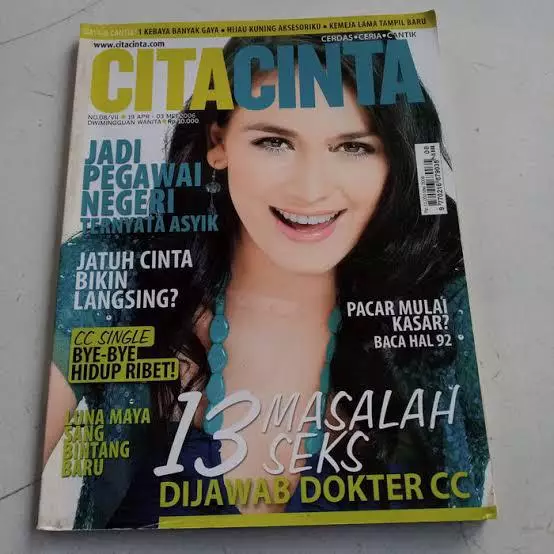 Luna Maya saat jadi cover majalah instagram