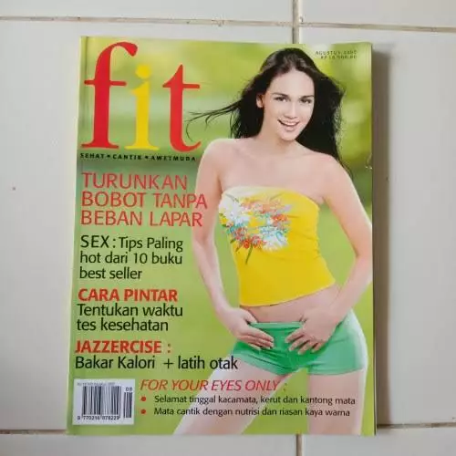 Luna Maya saat jadi cover majalah instagram