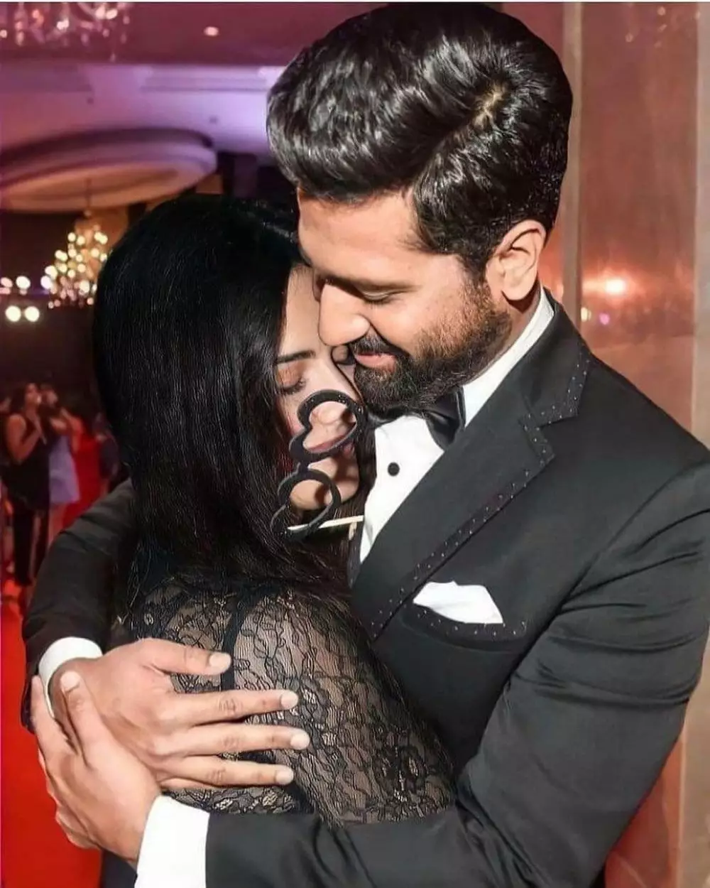 fakta hubungan Katrina dan Vicky © 2021 berbagai sumber fakta hubungan Katrina dan Vicky © 2021 berbagai sumber